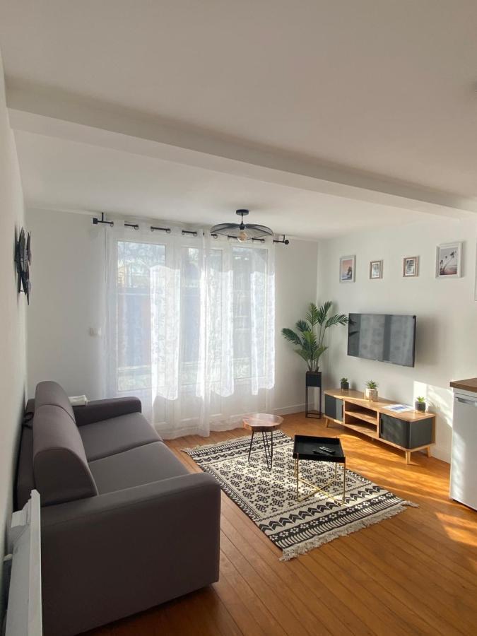 Les Rives Saint Symphorien, Appartements Meubles Longeville-les-Metz Buitenkant foto